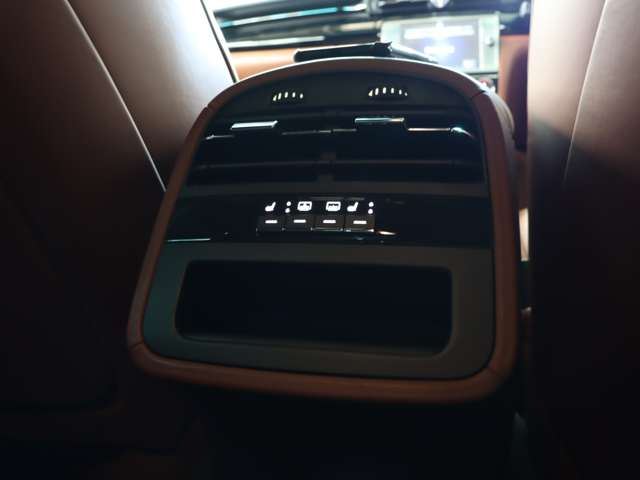 2016 Maserati QUATTROPORTE — миниатюра 46