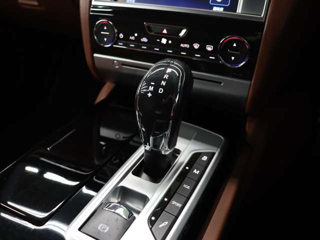 2016 Maserati QUATTROPORTE — миниатюра 47