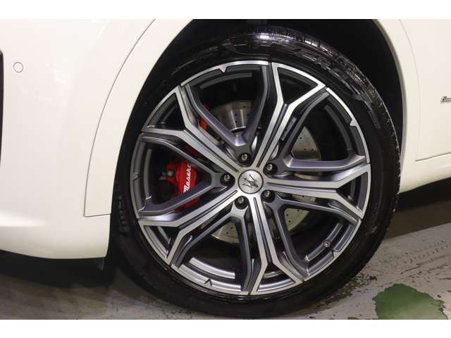صورة مصغرة 19 لـ 2021 Maserati LEVANTE