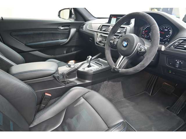 2021 BMW M2 COMPETITION 照片 4