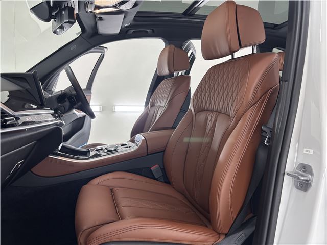 2024 BMW X5 缩略图 17