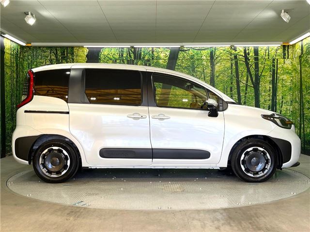صورة 9 لـ 2026 Toyota SIENTA