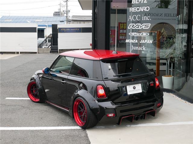 2001 MINI MNI — миниатюра 74