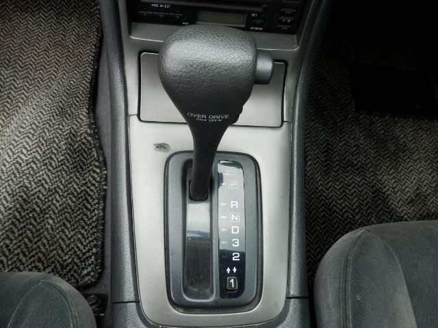 1993 Nissan CEFIRO — миниатюра 17