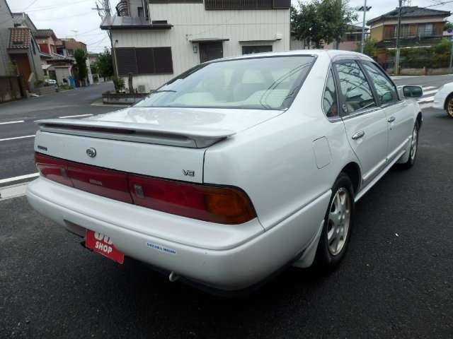 1993 Nissan CEFIRO — фото 4