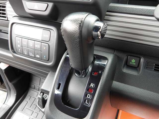 صورة مصغرة 30 لـ 2018 Honda N-VAN