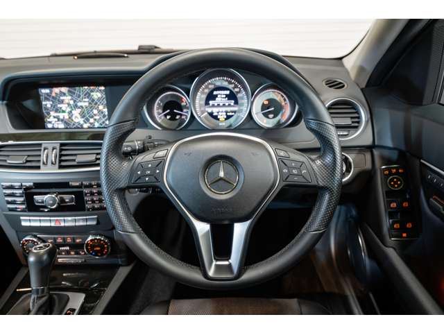 2013 Mercedes-BENZ C-CLASS — миниатюра 11