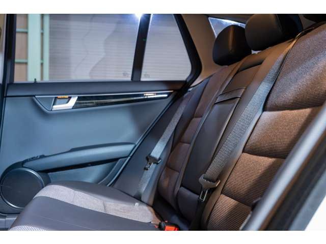2013 Mercedes-BENZ C-CLASS — миниатюра 30