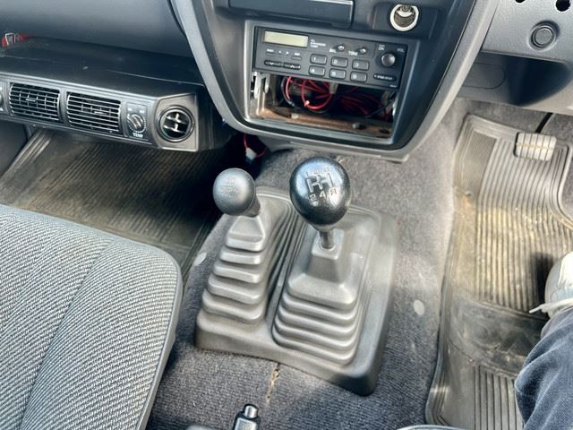صورة مصغرة 36 لـ 1994 Nissan AD