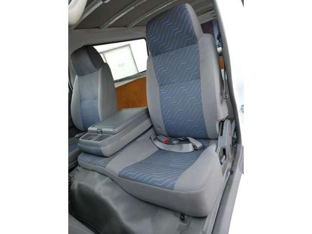 2003 Nissan CARAVAN 缩略图 19