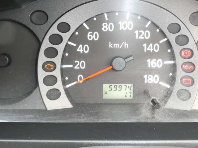 2003 Nissan CARAVAN 缩略图 64