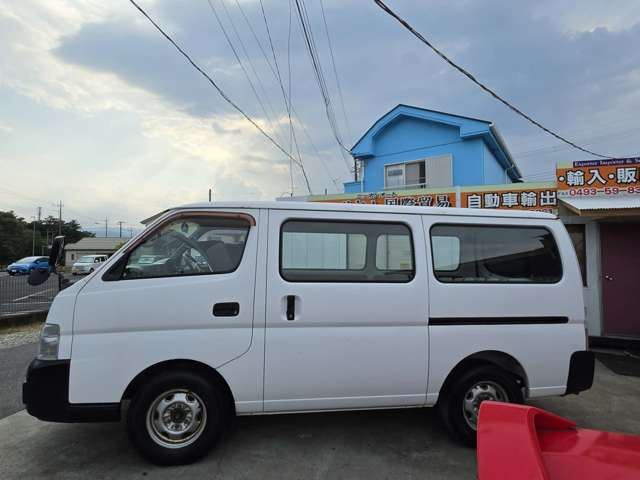 2003 Nissan CARAVAN 照片 6