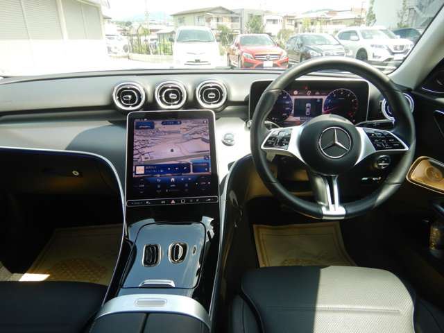 2025 Mercedes-BENZ C-CLASS 照片 3