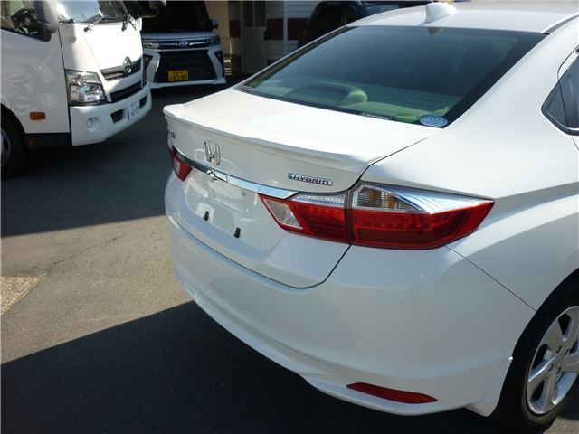 2015 Honda GRACE — миниатюра 11