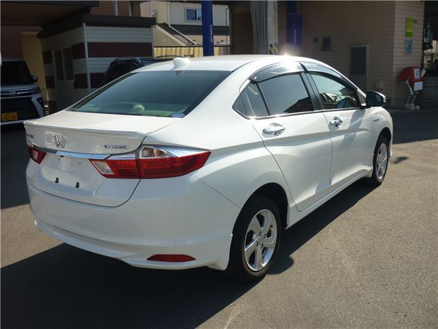 2015 Honda GRACE 照片 6