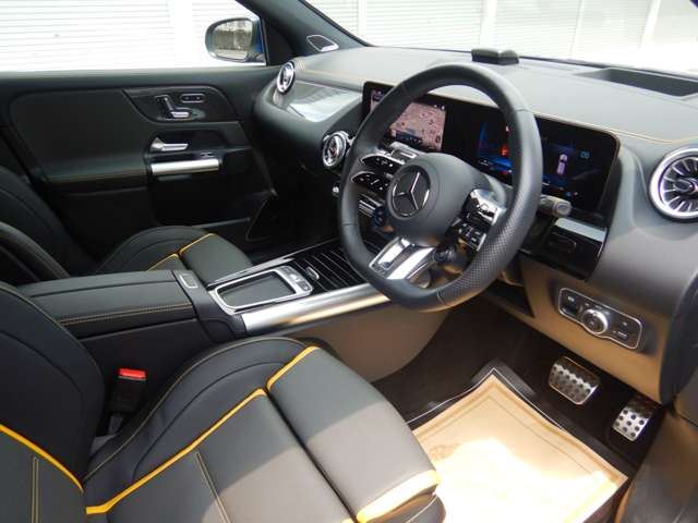 2025 Mercedes-BENZ GLA-CLASS AMG 缩略图 6