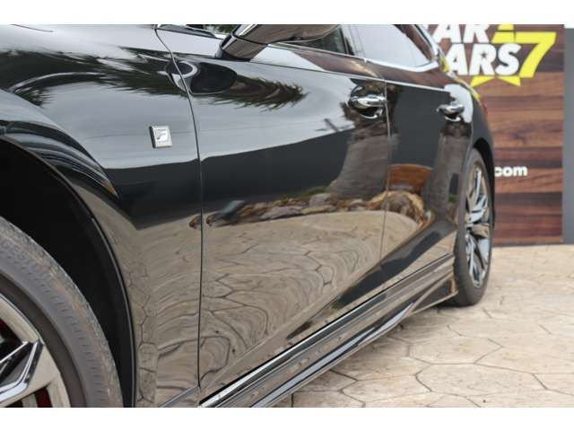 2021 Lexus LS photo 2