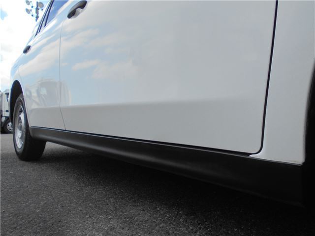 صورة مصغرة 18 لـ 2019 Nissan NV150AD
