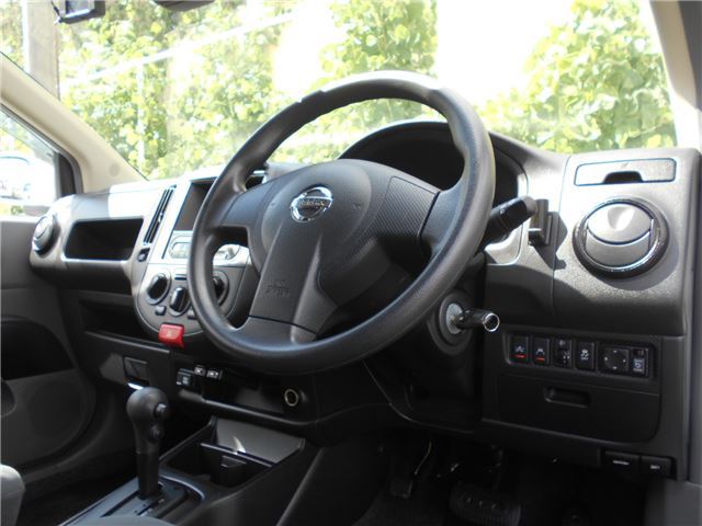 صورة مصغرة 26 لـ 2019 Nissan NV150AD