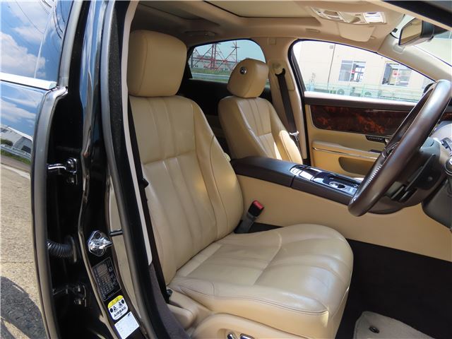 2011 Jaguar XJ — миниатюра 21