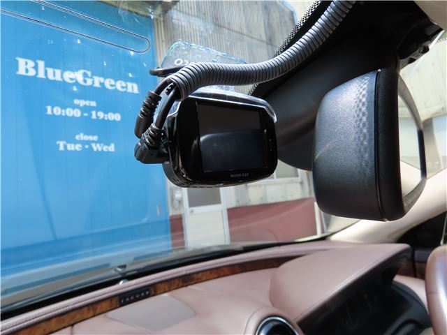 2011 Jaguar XJ — миниатюра 32