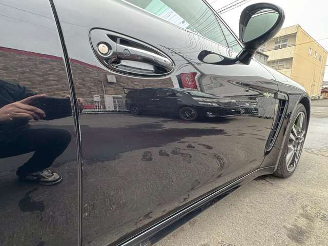 2015 Porsche PANAMERA 缩略图 13