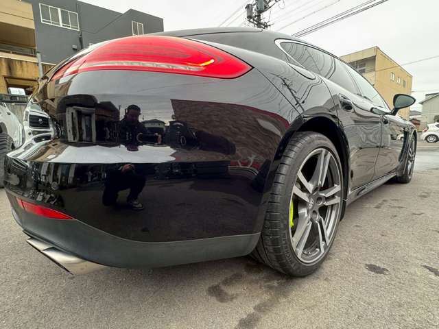 2015 Porsche PANAMERA 缩略图 16