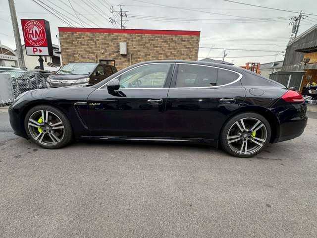 2015 Porsche PANAMERA 缩略图 18