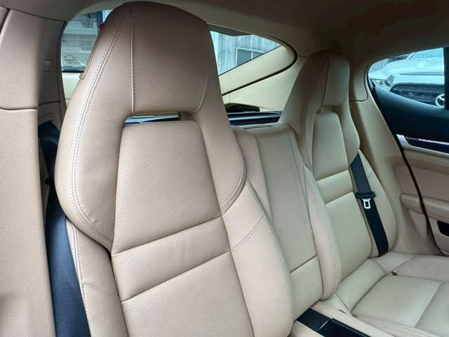 2015 Porsche PANAMERA 缩略图 36