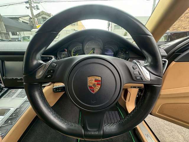2015 Porsche PANAMERA 缩略图 40