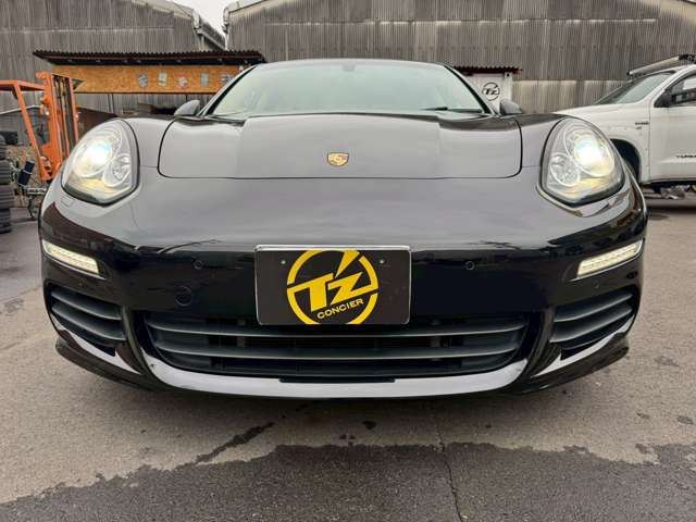 2015 Porsche PANAMERA 缩略图 4