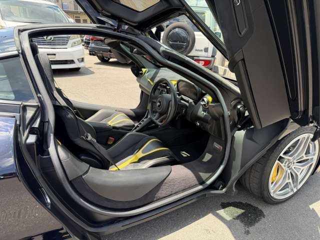 صورة مصغرة 18 لـ 2018 Mclaren 720S