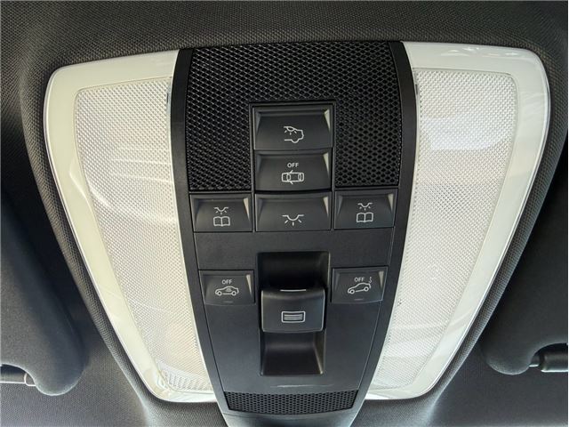 2010 Mercedes-BENZ C-CLASS AMG — миниатюра 39