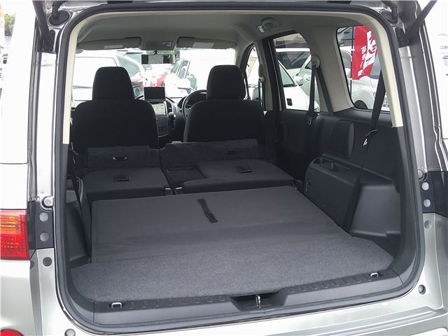 صورة مصغرة 11 لـ 2010 Nissan LAFESTA