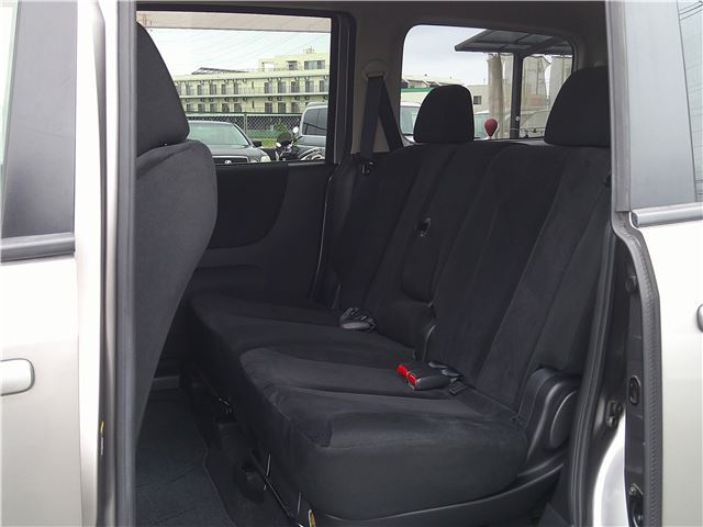 صورة مصغرة 26 لـ 2010 Nissan LAFESTA