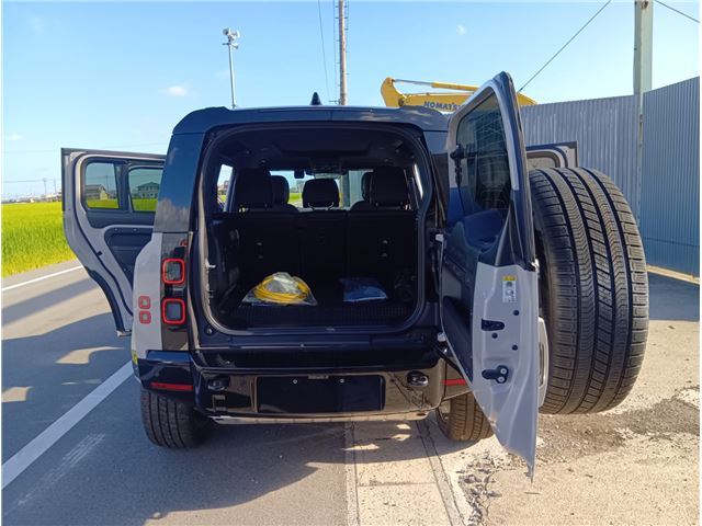 2026 LAND Rover DEFENDER — миниатюра 14