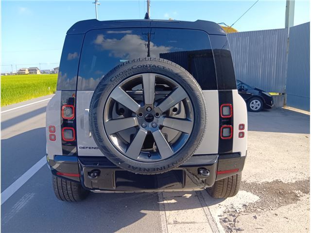 2026 LAND Rover DEFENDER — миниатюра 9