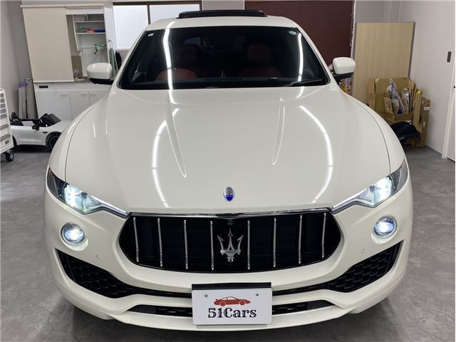 2017 Maserati LEVANTE — миниатюра 3