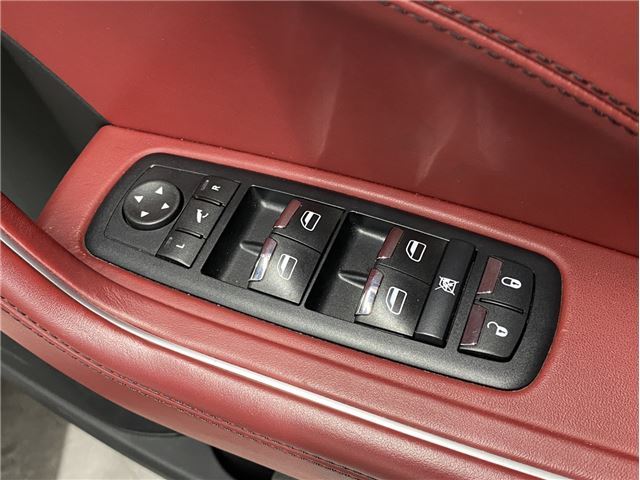 2017 Maserati LEVANTE — миниатюра 34