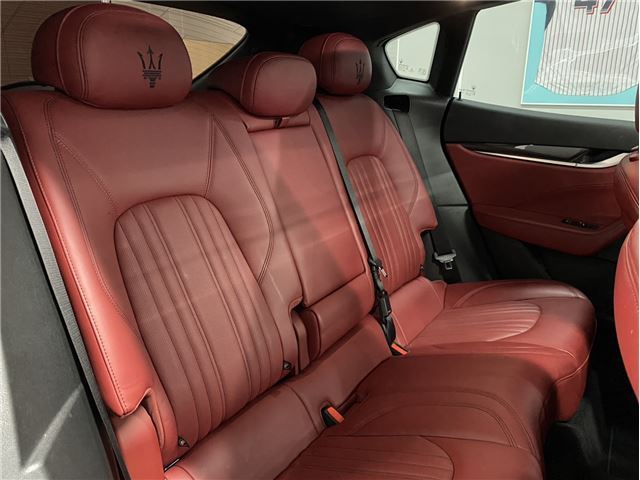 2017 Maserati LEVANTE — миниатюра 36