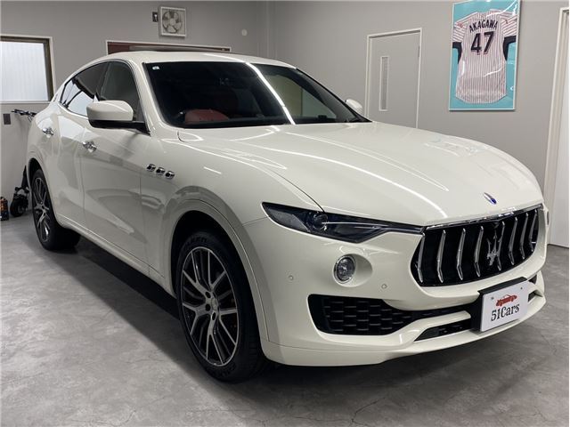 2017 Maserati LEVANTE — миниатюра 4