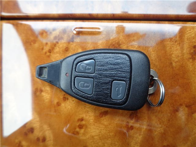 2000 Nissan GLORIA — миниатюра 42