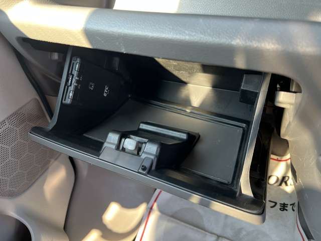 صورة مصغرة 19 لـ 2020 Nissan NV100CLIPPER RIO