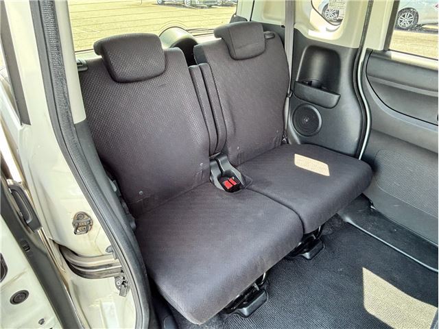 2011 Honda N-BOX CUSTOM — миниатюра 17