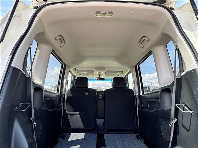 2011 Honda N-BOX CUSTOM — миниатюра 25
