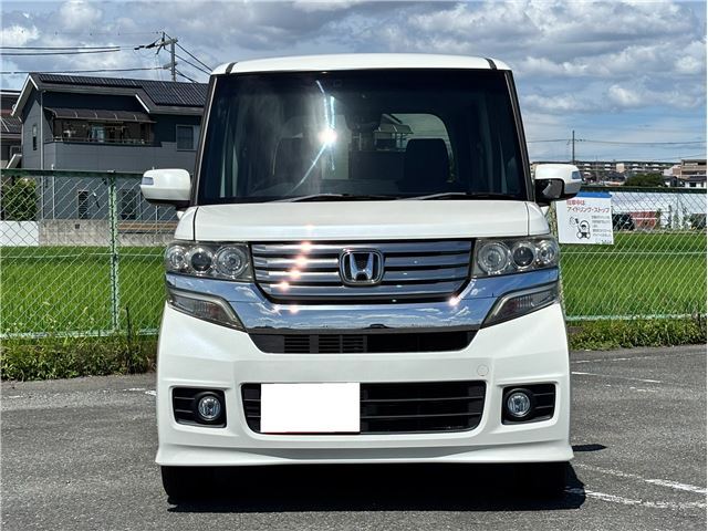 2011 Honda N-BOX CUSTOM — миниатюра 28
