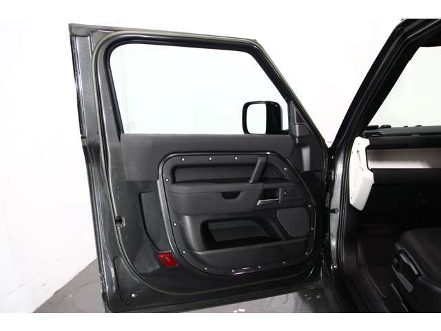 صورة مصغرة 51 لـ 2023 LAND Rover DEFENDER