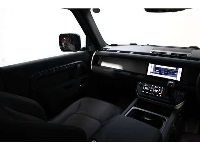 صورة مصغرة 65 لـ 2023 LAND Rover DEFENDER