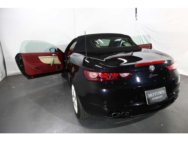 صورة مصغرة 50 لـ 2007 ALFA Romeo ALFA SPIDER