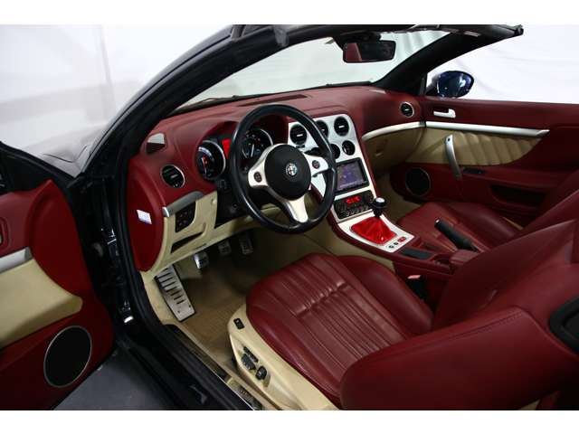 صورة مصغرة 61 لـ 2007 ALFA Romeo ALFA SPIDER